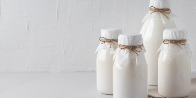 kefir in glass jars 